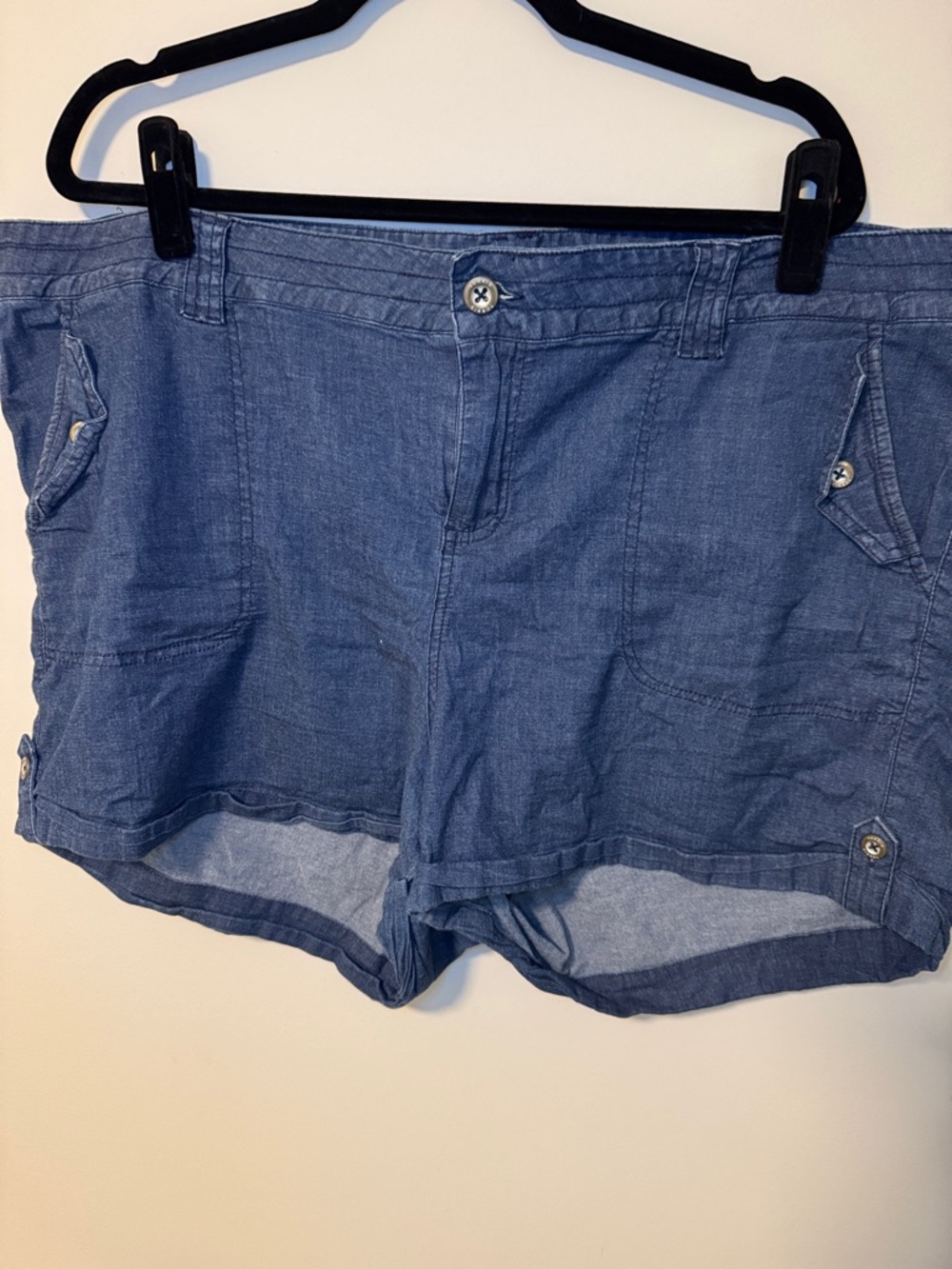 Torrid Chambray Shorts - Size 22